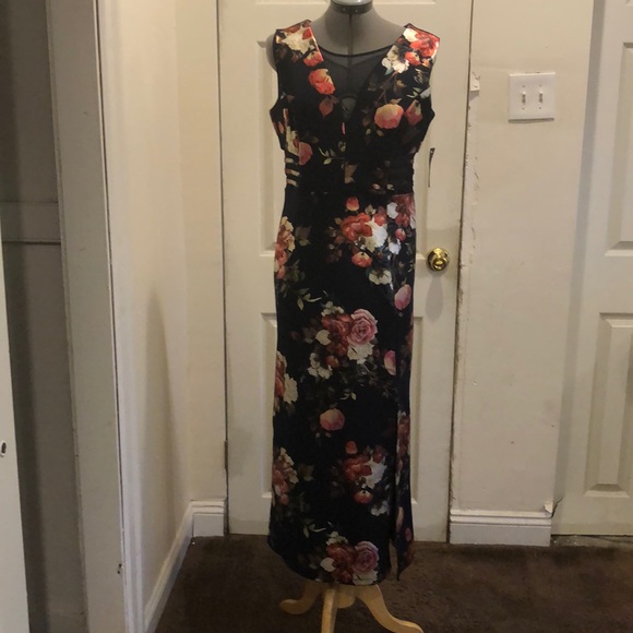 Dark blue dress - Picture 1 of 1